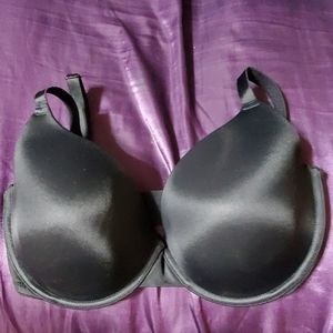 VS Pink wear everywhere T shirt bra